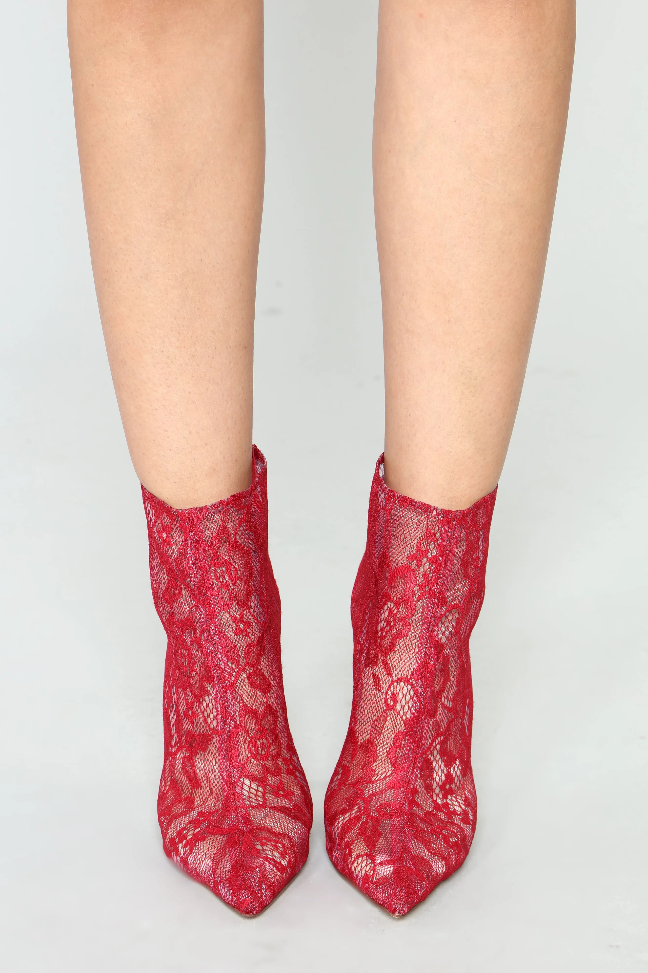 Adjust To The Fame Bootie - Red